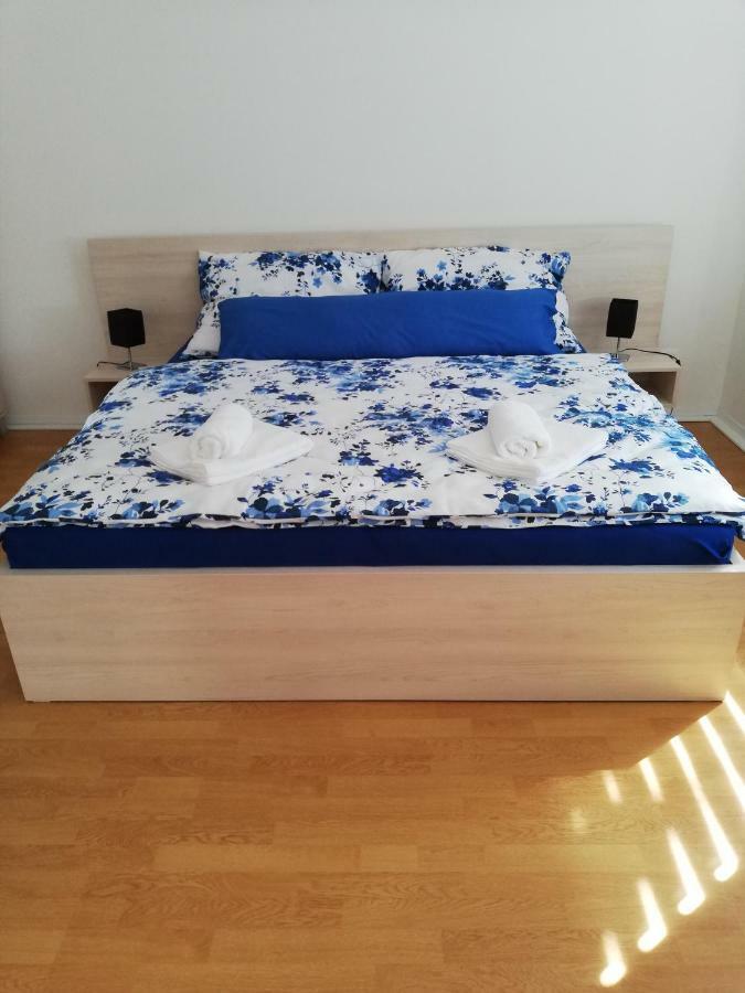 Apartman Julrich Vrbov Extérieur photo