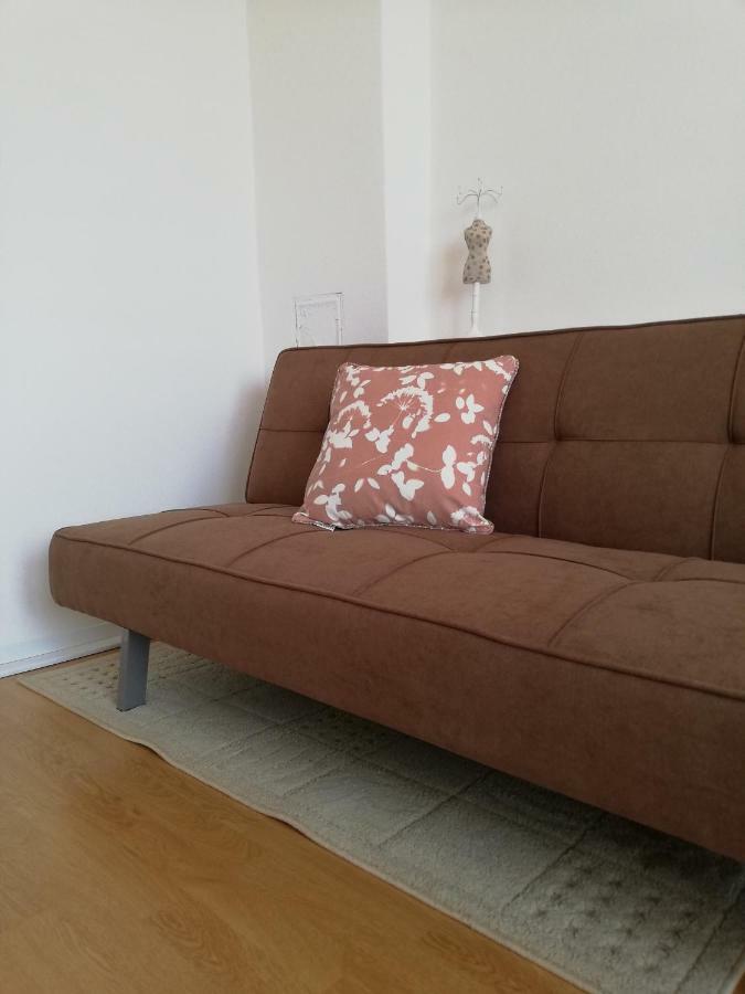 Apartman Julrich Vrbov Extérieur photo